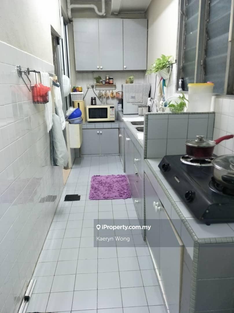 Taman Bukit Teratai Townhouse Ground floor