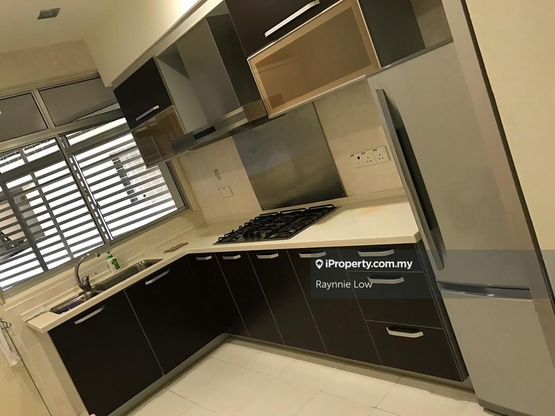 Regency Height @ Sungai Ara 1258sf 4-Bedrooms 2-Covered Carparks