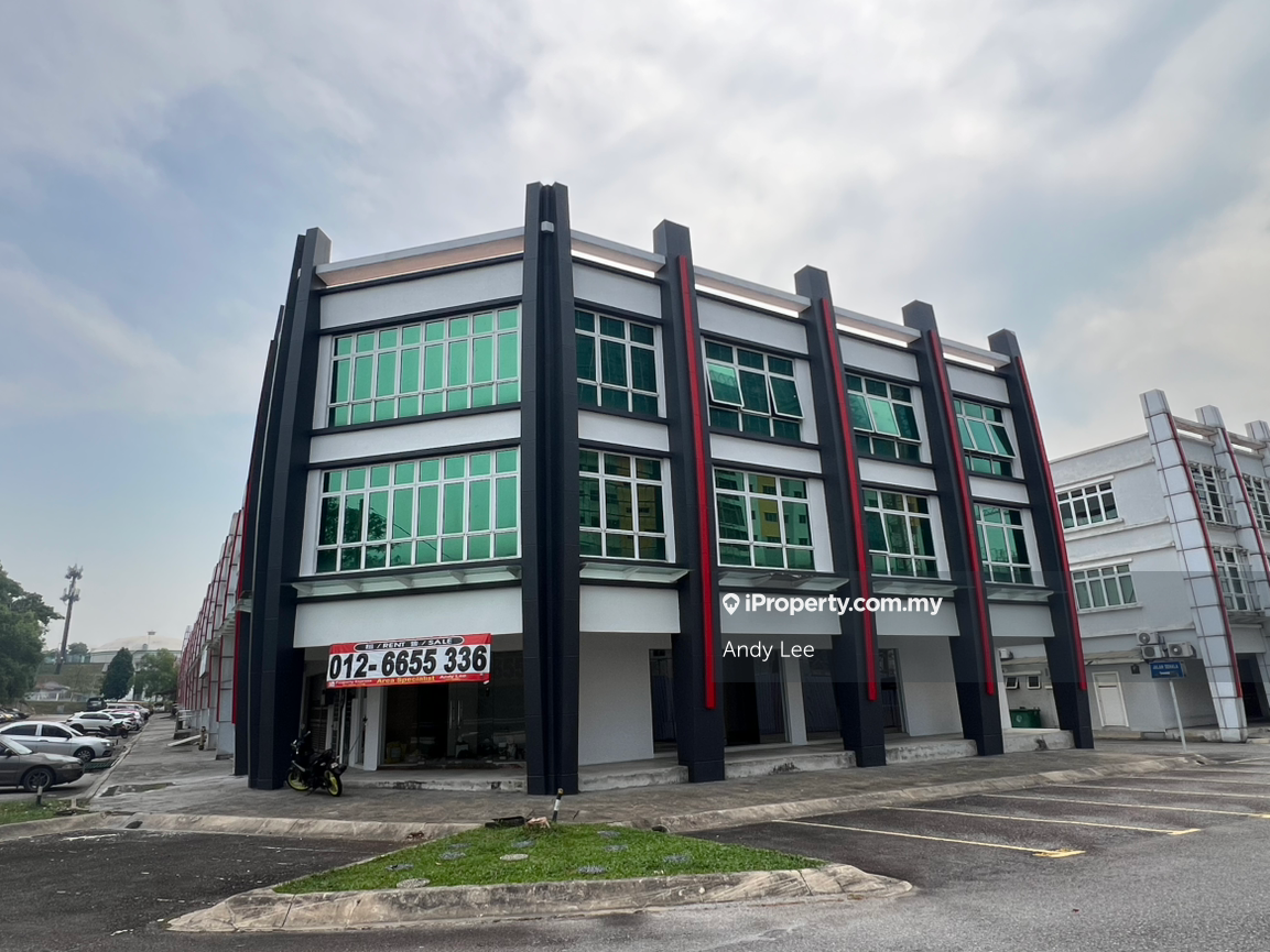 Corner Shop Next to Rumah Selangorku