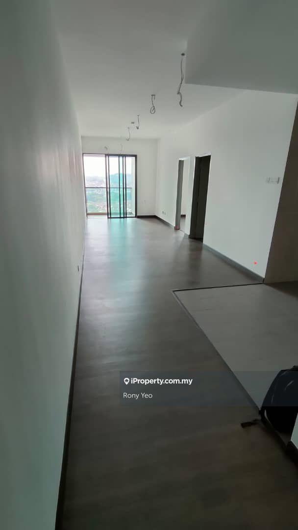 Vista Bangi Unfurnished Unit 3r/2b 850 Sqft Nice Condition For Sale !!