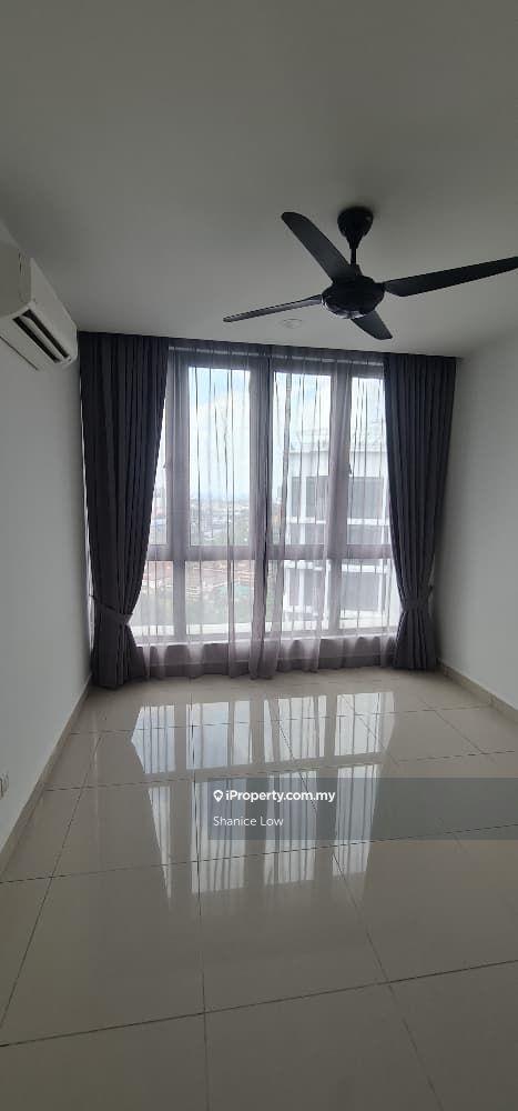 H2o Residences Ara Damansara 888sf 3 plus 1 room 2baths 2 parking Sale