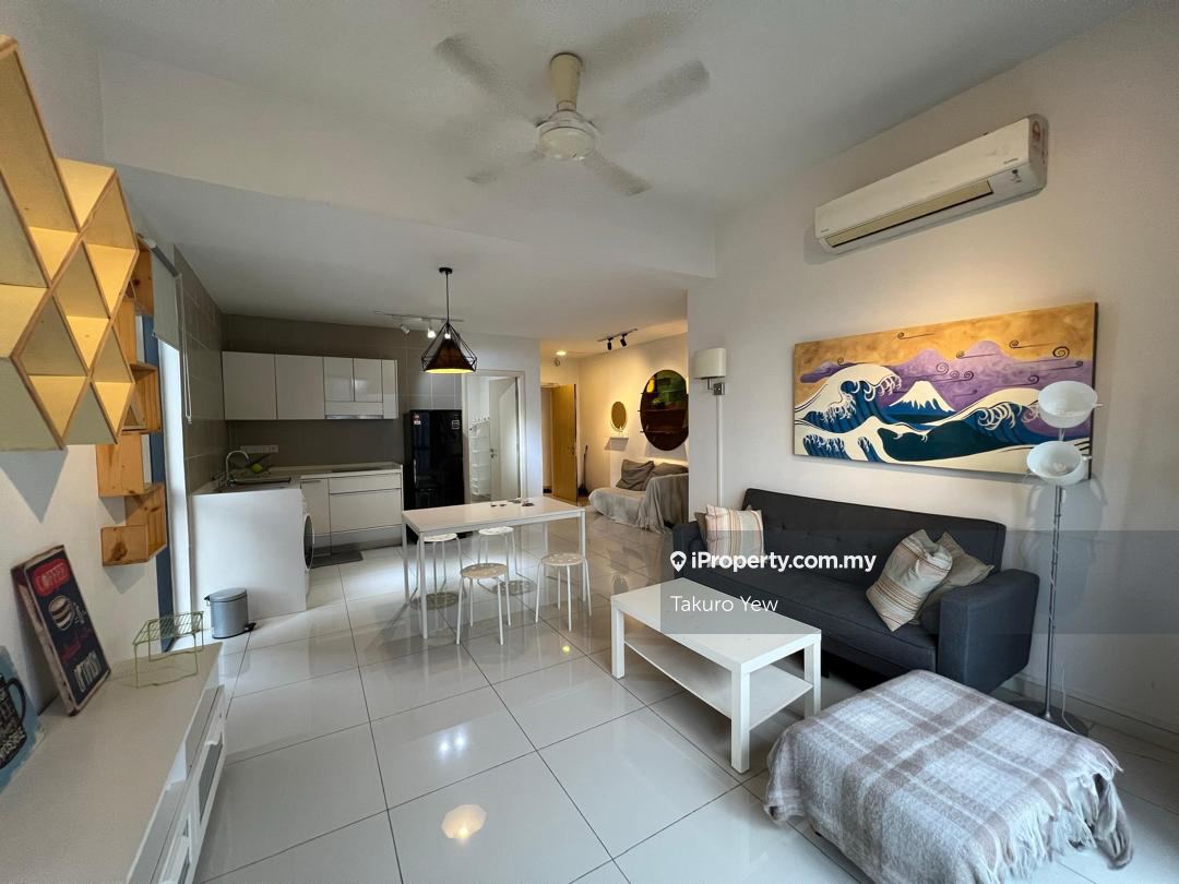 Nice interior 2 Bedroom @ Icon City for Sale