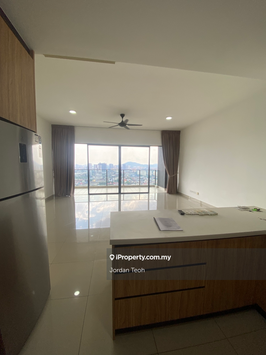 Corner unit with balcony 