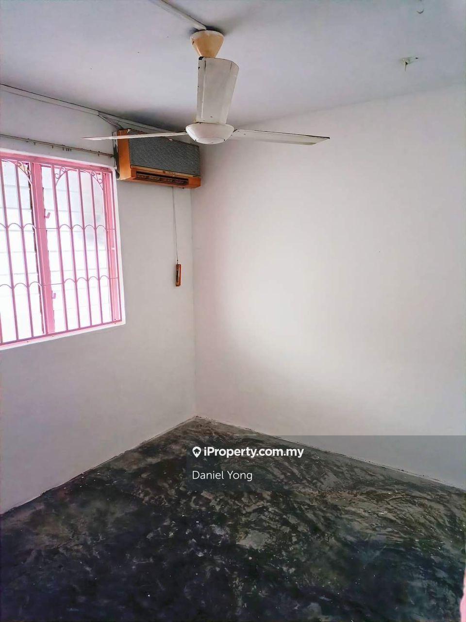 Tun Aminah flat skudai