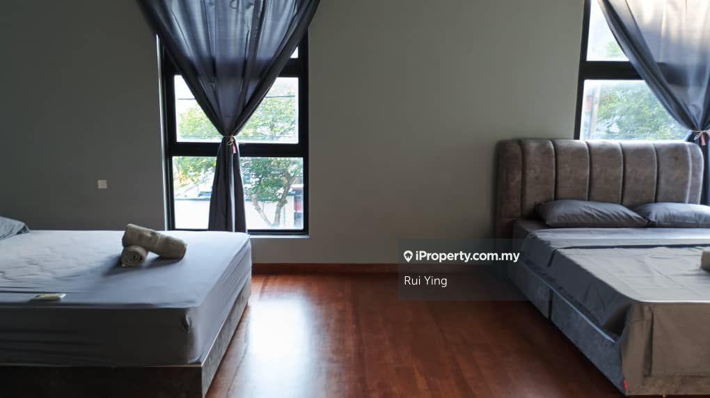 Bukit Meringin Kajang Bungalow Fully Furnished with pool