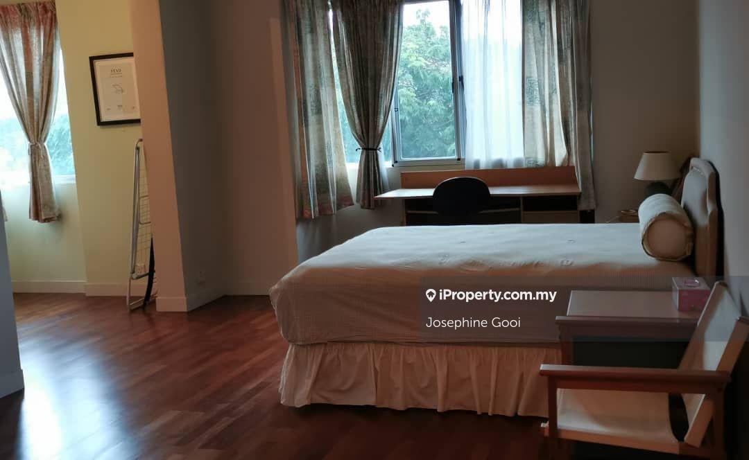 Fully furnished unblock view. Facing KLCC