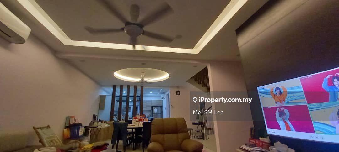 3900 sqft Freehold Tropicana Cheras Renovated 3 Storey Superlink House