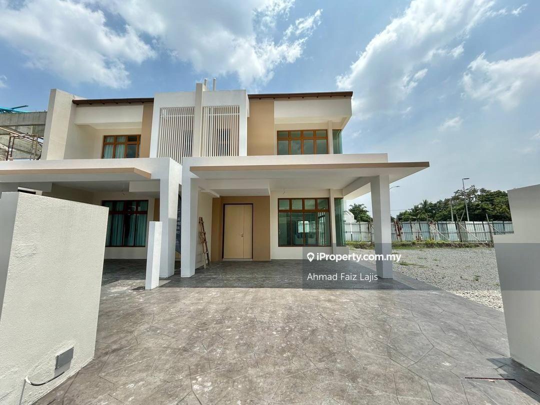 Projek Teres 2 Tingkat Bersebelahan Jalan Kebun