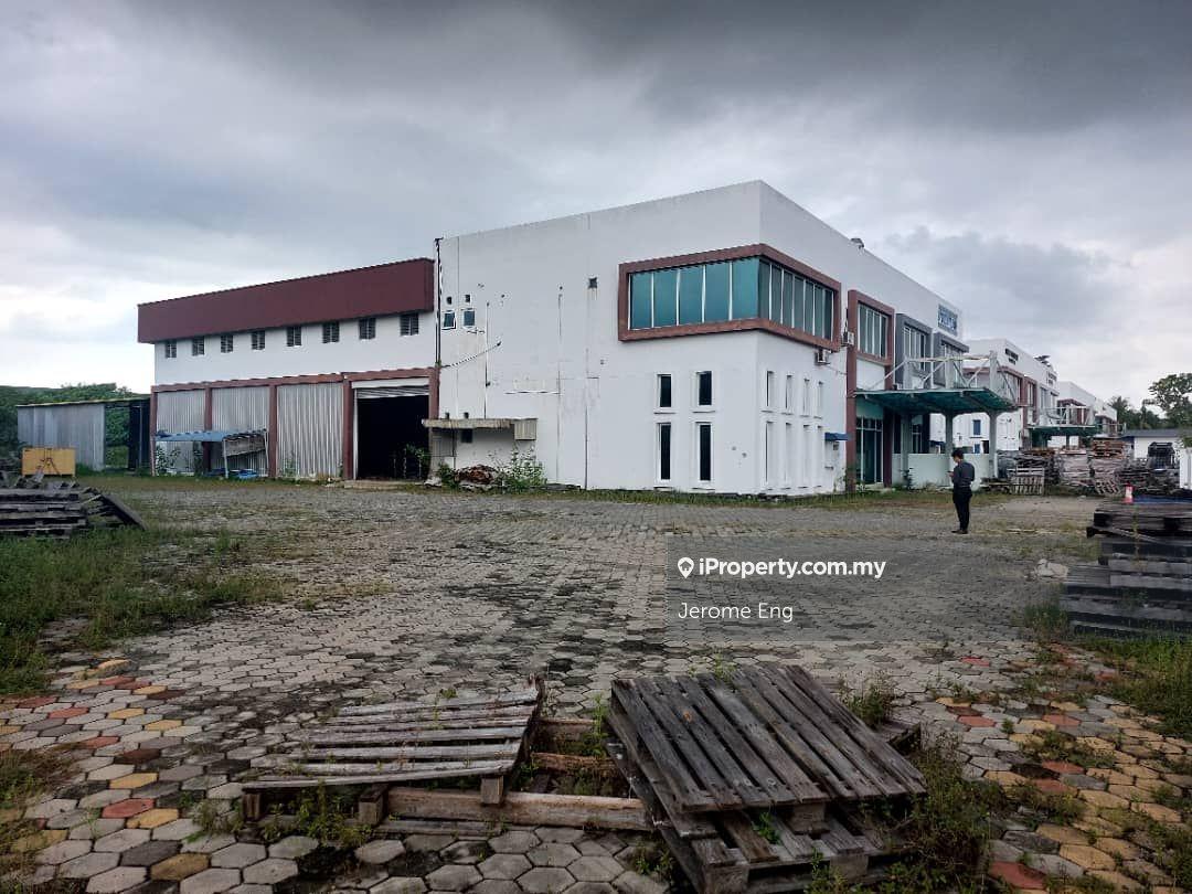 Semi Detached Factory for rental in Bukit Minyak