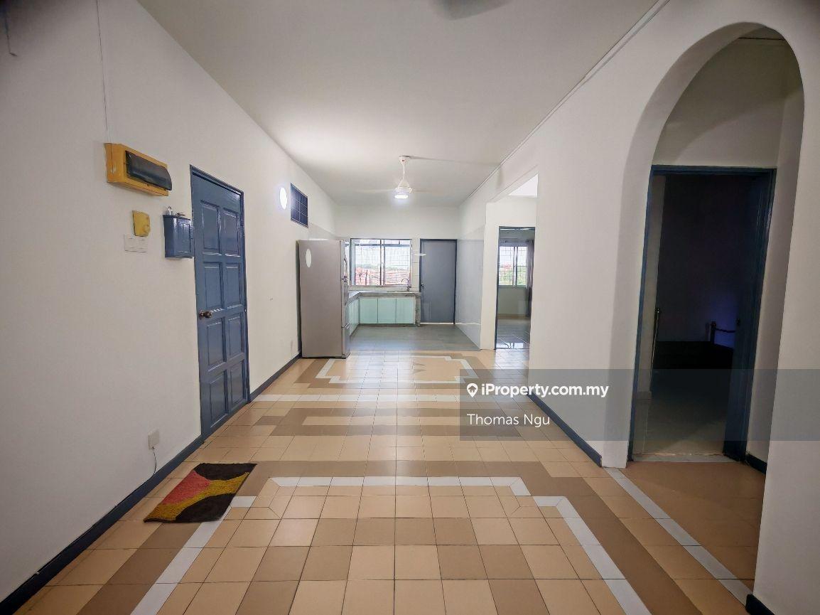 Ground floor renovated unit
