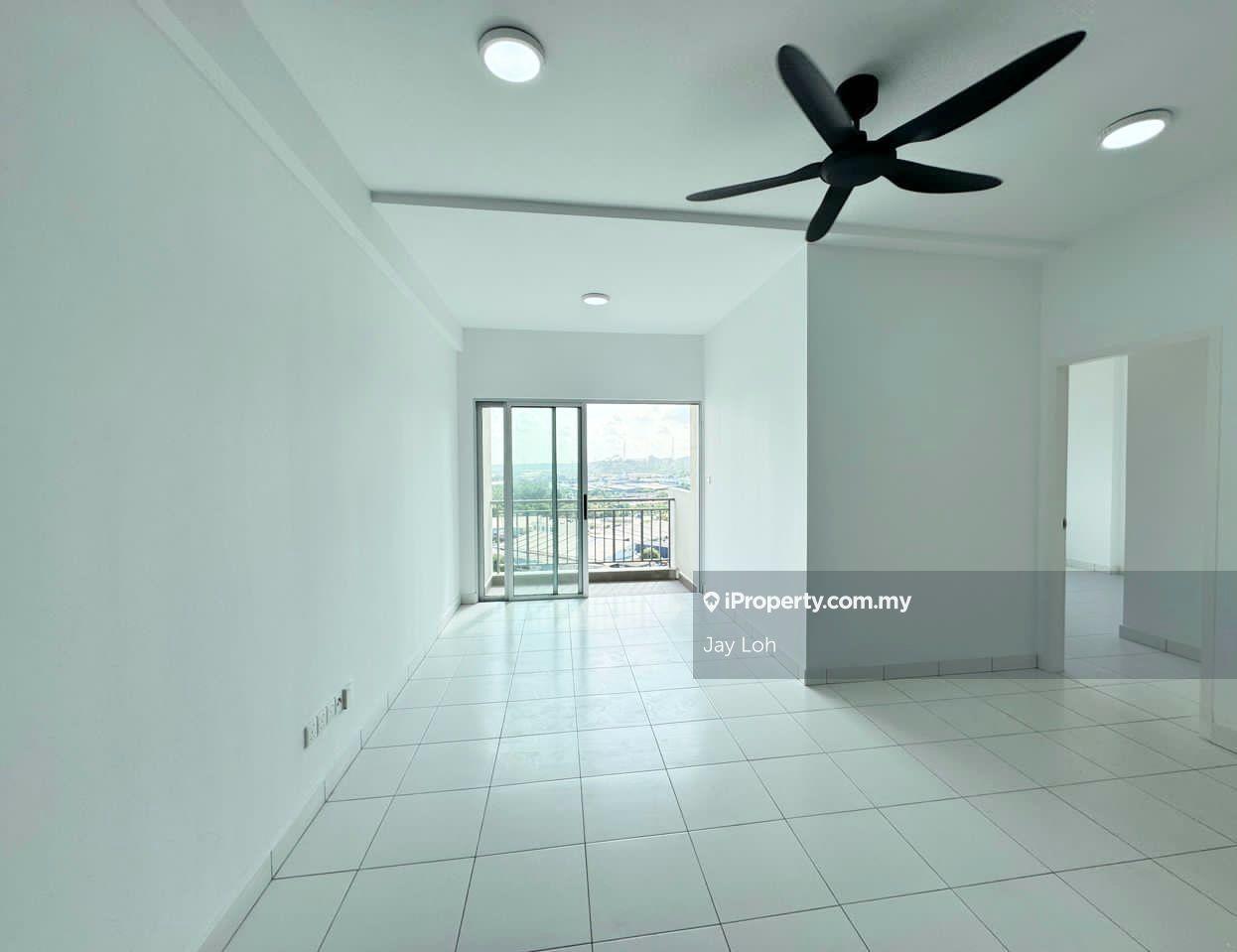 Block C @ High Floor With Balcony