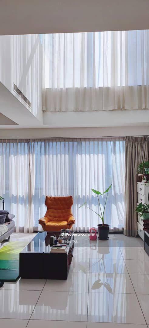 Nicely renovated fully furnished ready to move in
