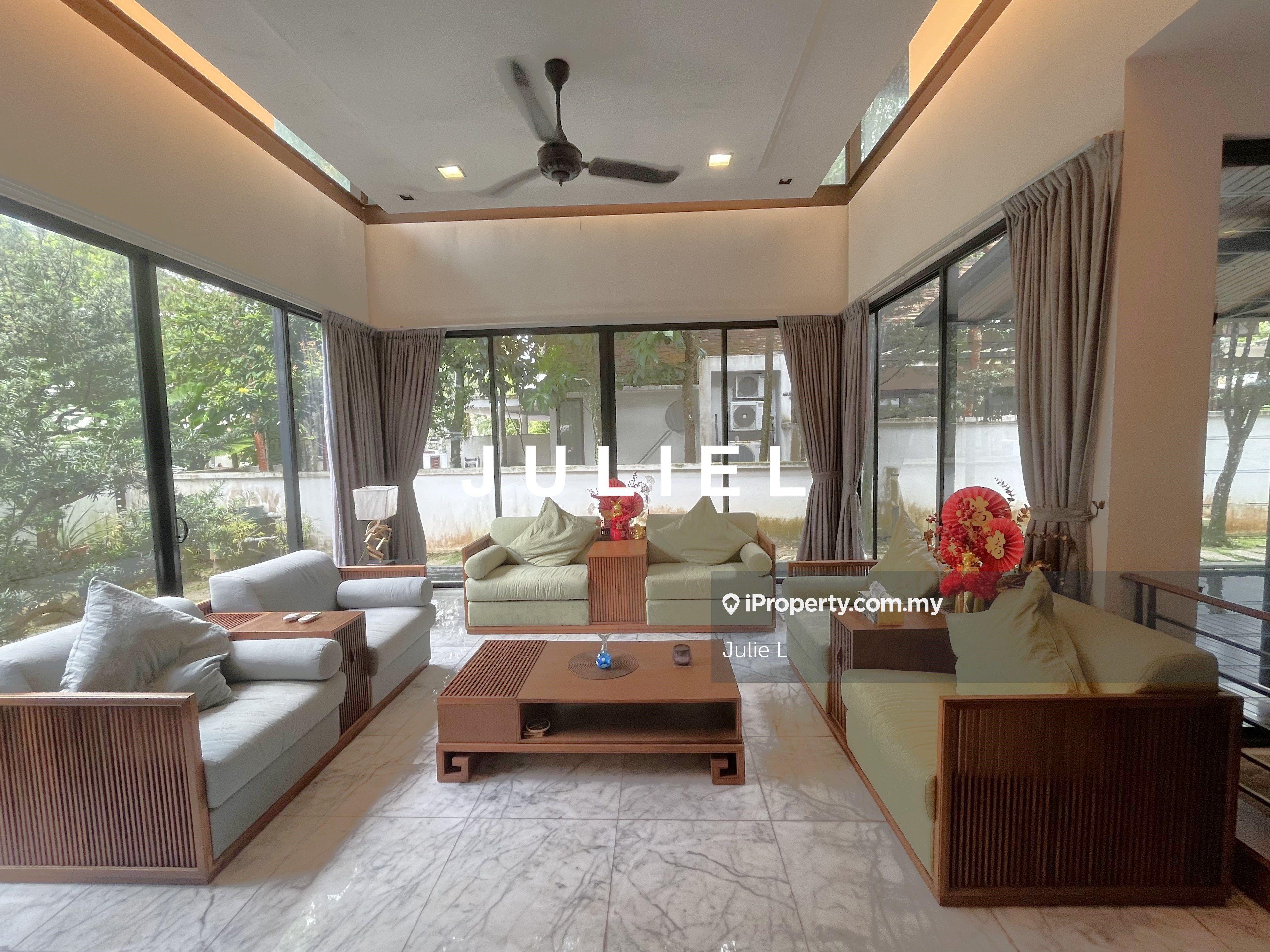 Elegant design 8100sf bungalow @ exclusive gated community. Value buy!