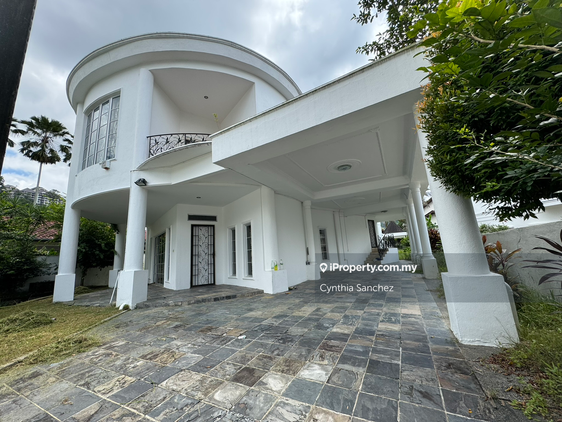 Double storey bungalow in a guarded housing area