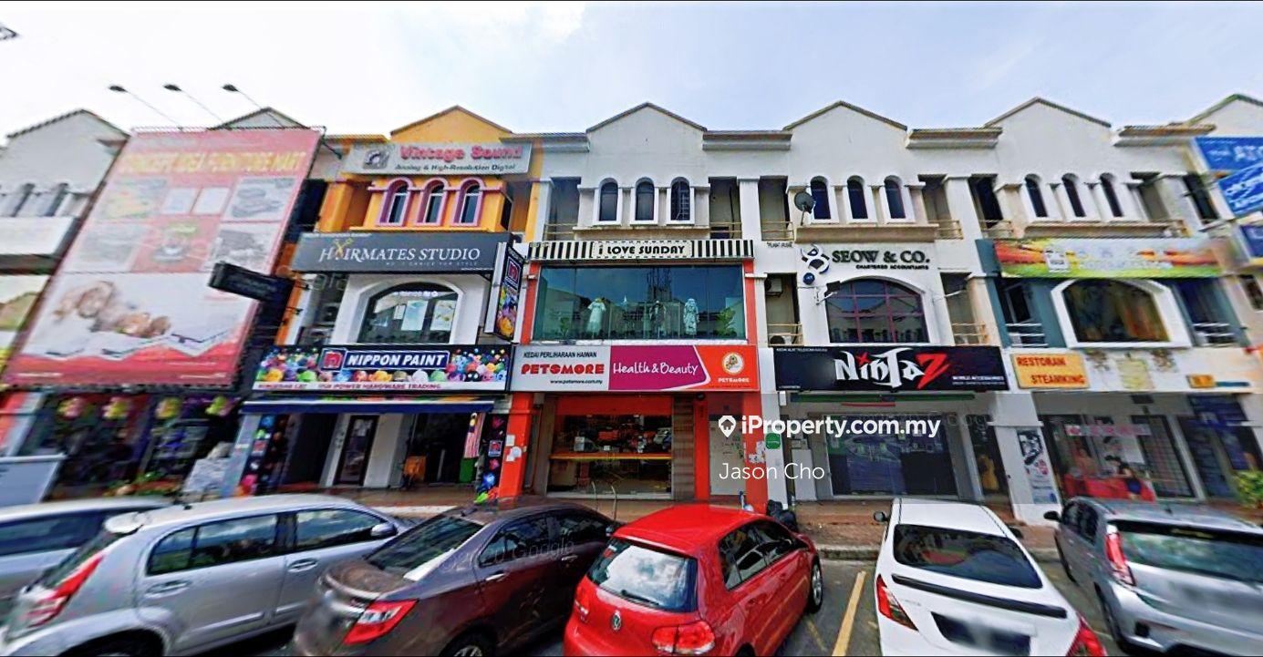 3 Storey Intermediate Shop for Sale