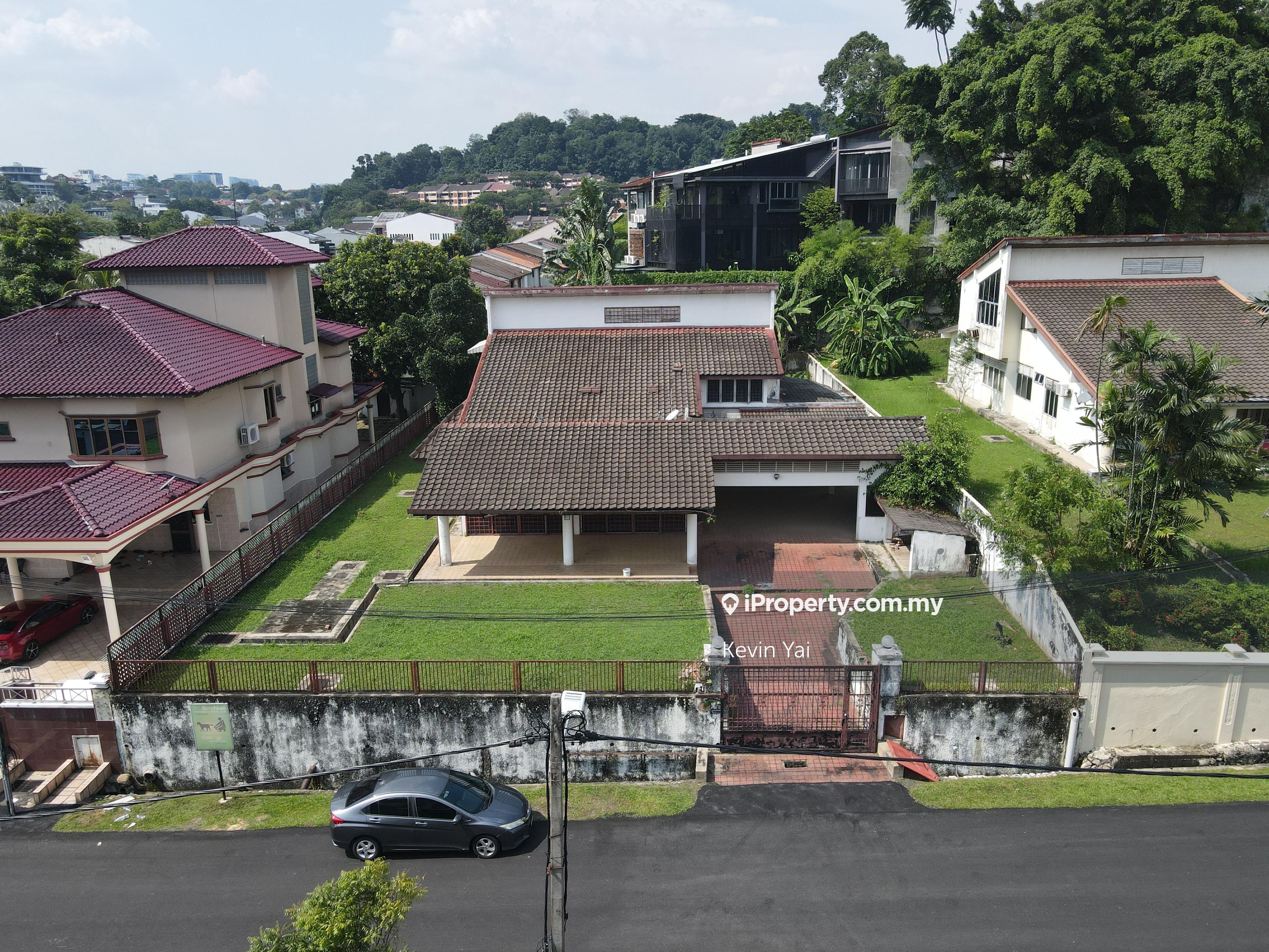 1.5 Storey Flat Land Bungalow House For Sale 