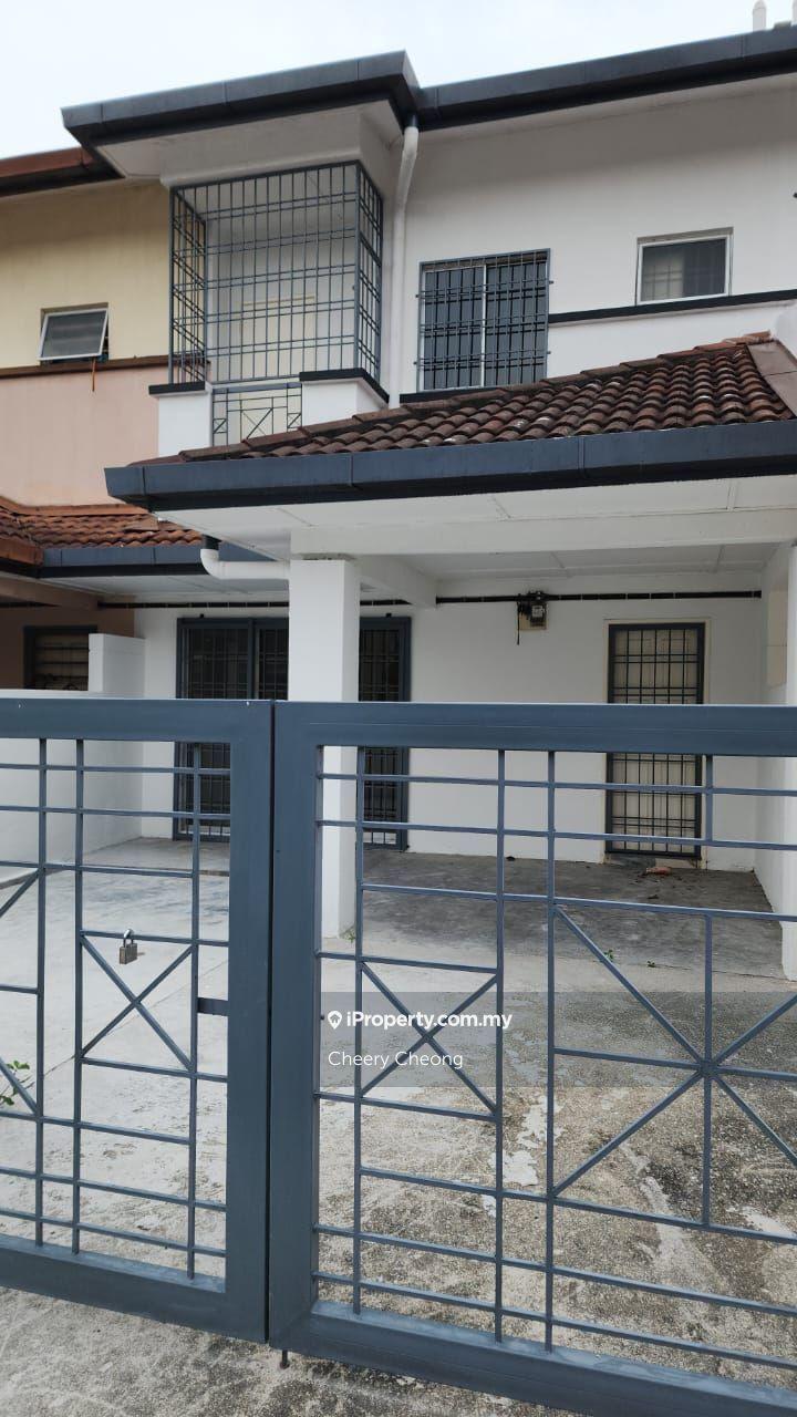 2 Storey Terrace House at Section 8, Bandar Mahkota Cheras For Rent