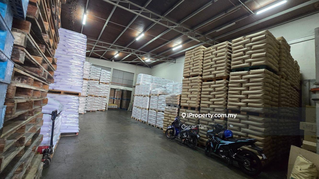 1.5 Storey Semi D Factory kota Damansara