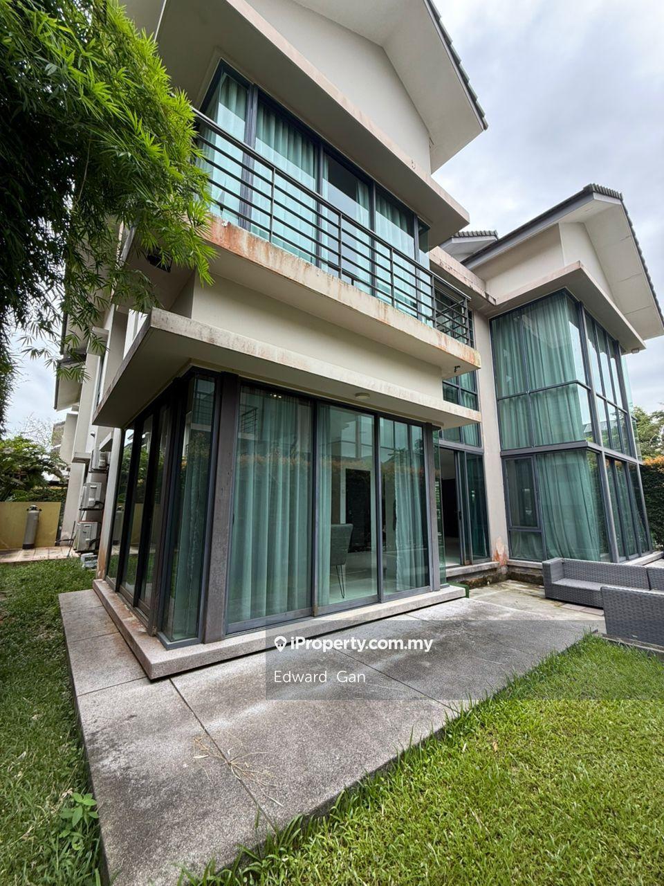 Double Storey Semi D House For Sale @ Leisure Farm