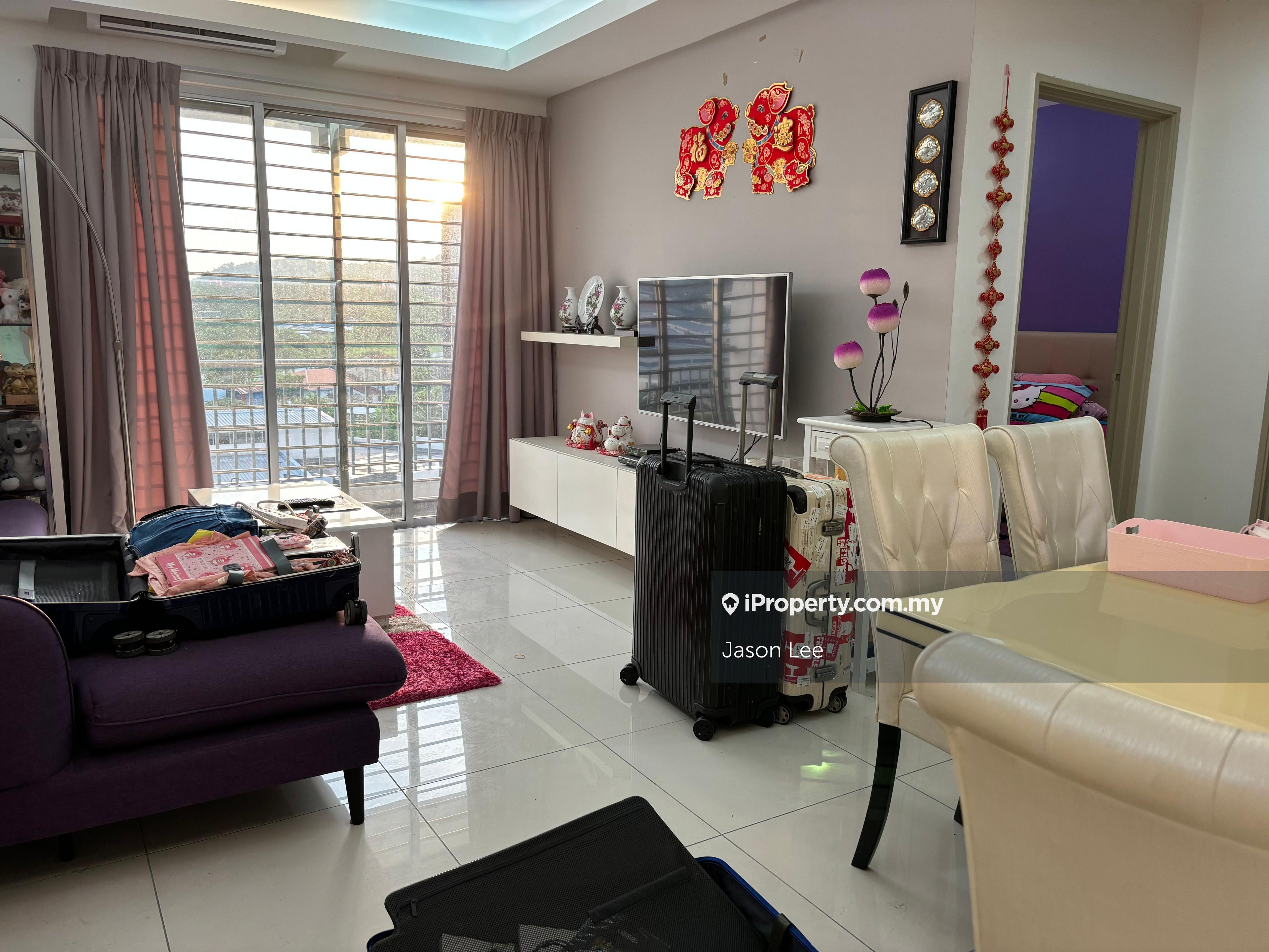Livia Residence C180, Renovated & Fully Furnished.