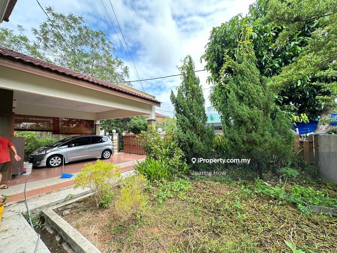 Single Storey Bungalow Taman Krubong Perdana For Sale