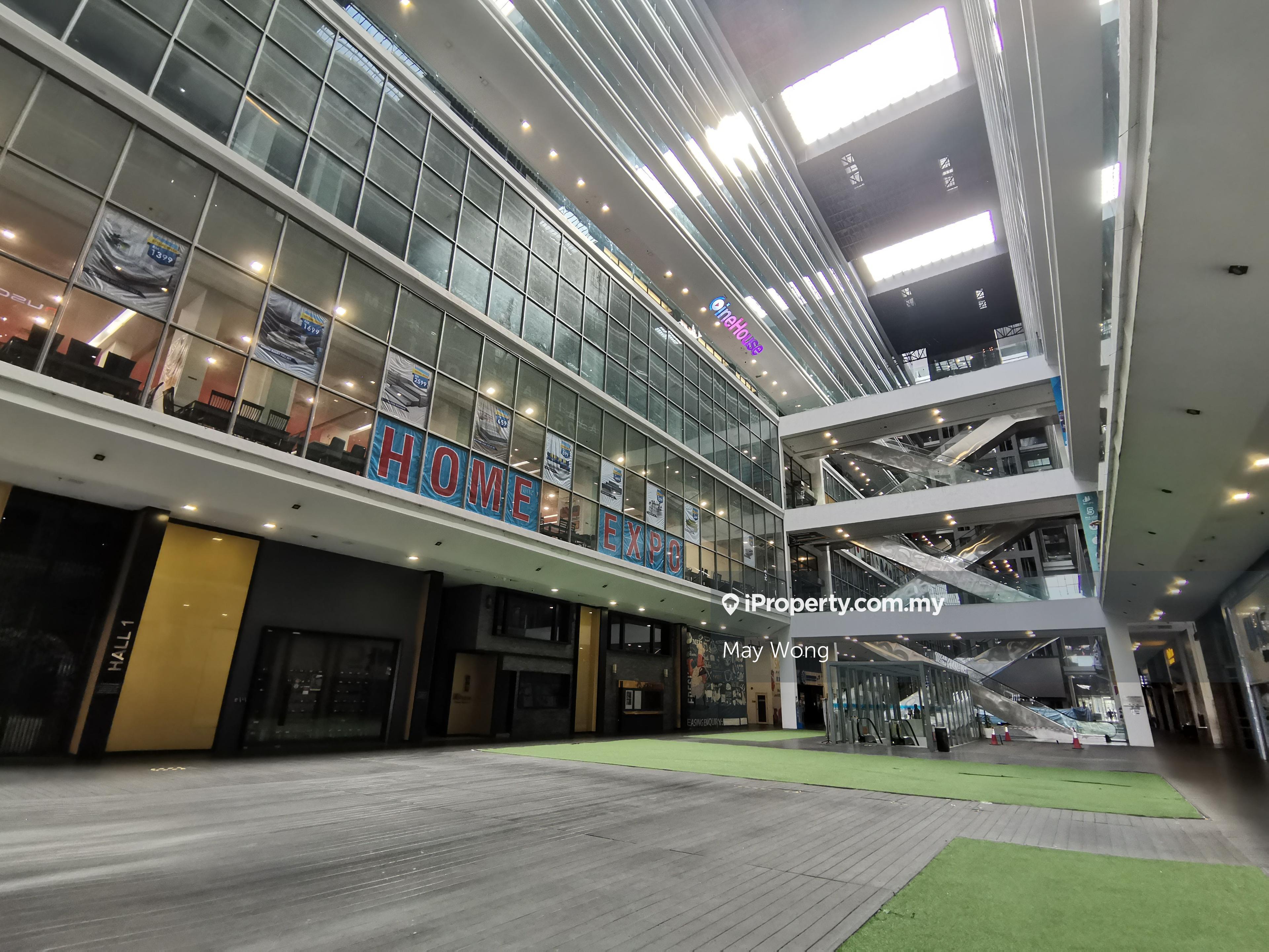 Fully furnished office for Rent