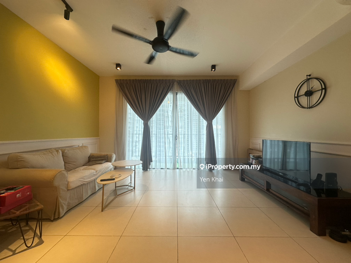 Fully Furnished 
