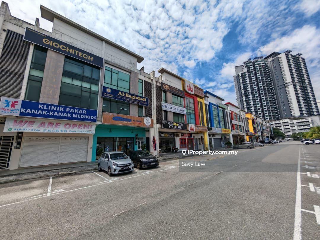 Kempas, Dato Onn, Setia Tropika, Impian Emas, Taman Anggerik