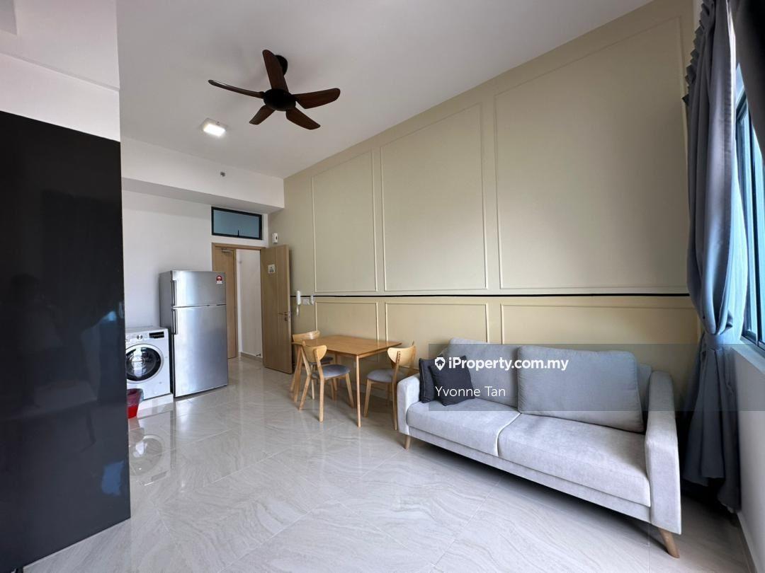 Good deal to be grabbed as it is renovated & fully furnished to be ren