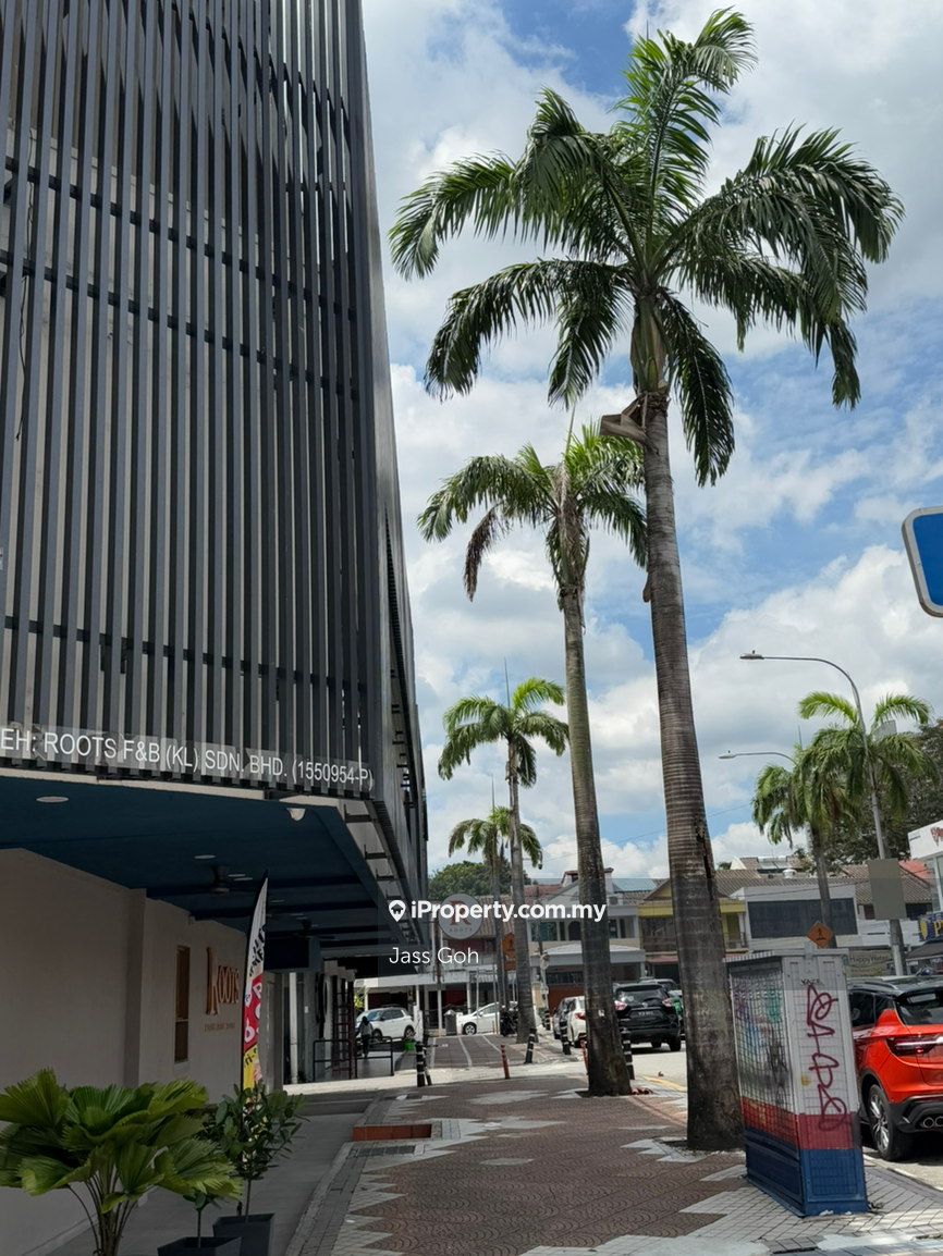 Jalan Telawi Bangsar corner shop high return F&B retail