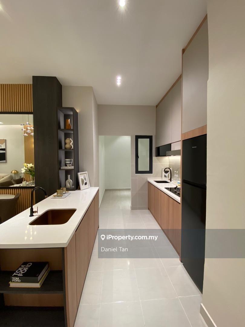 Showroom Ready Zero Downpayment