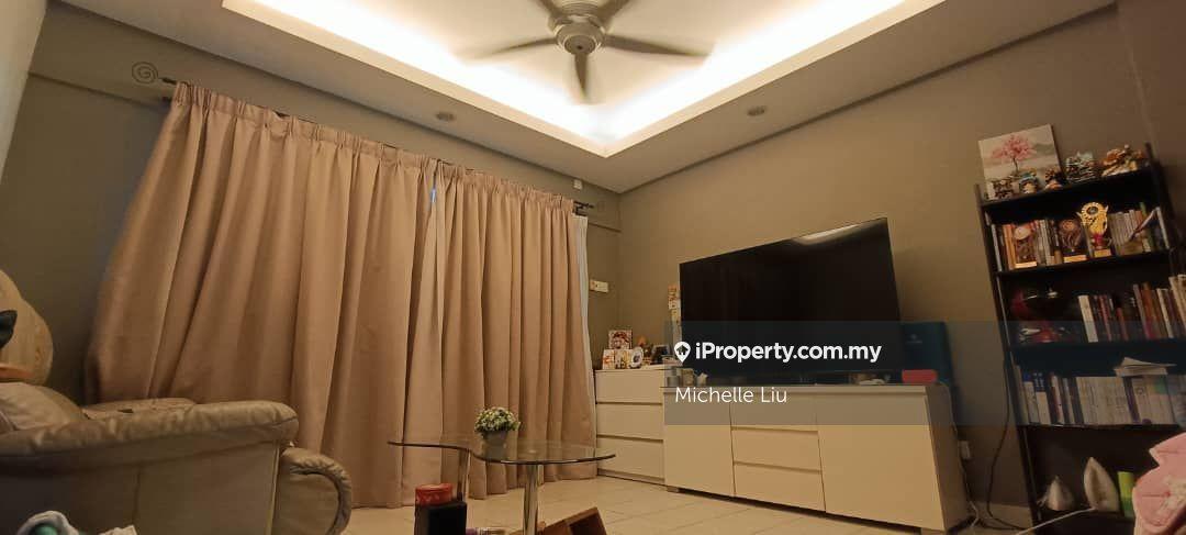 Well Maintain! Renovated / Vista Perdana Apartment For Sale