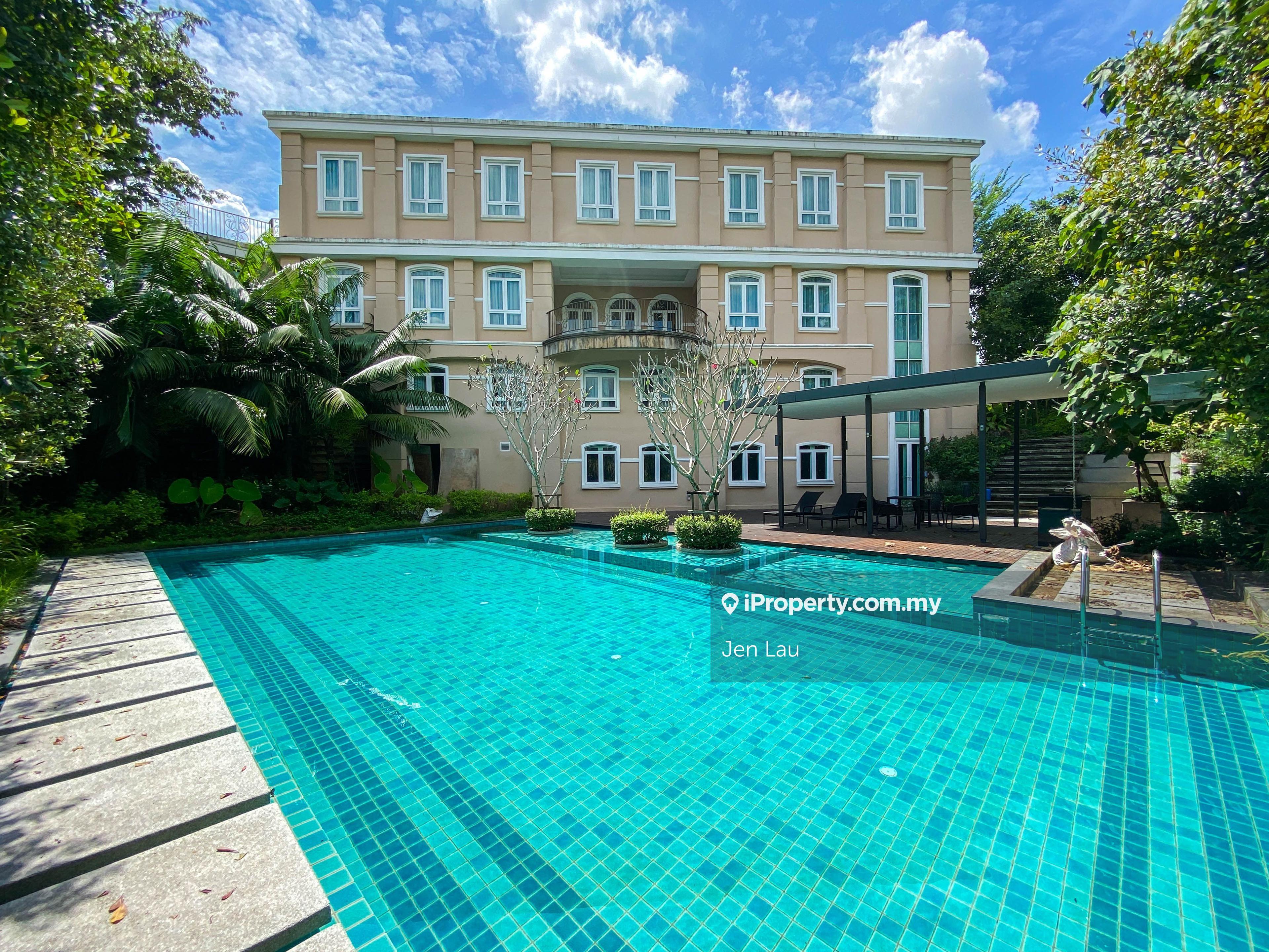 Designer Dimensions In A Prized Location