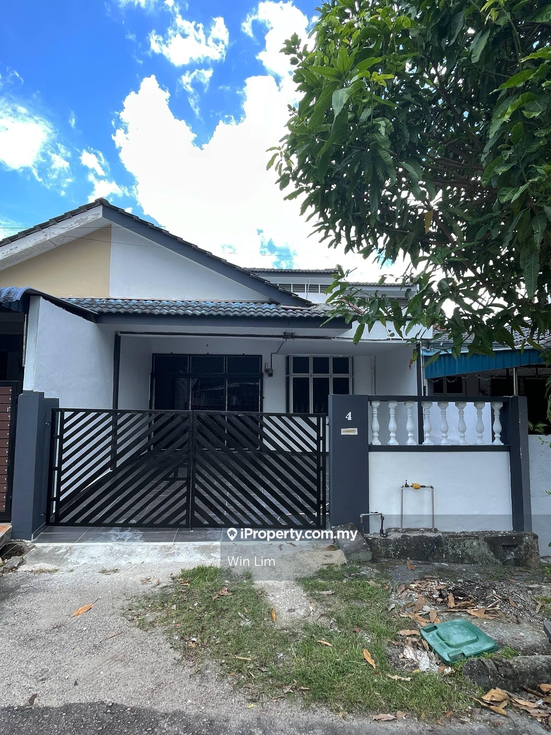 Kluang, Taman Sri Kluang, 1-Storey House, Full Loan, Renovated