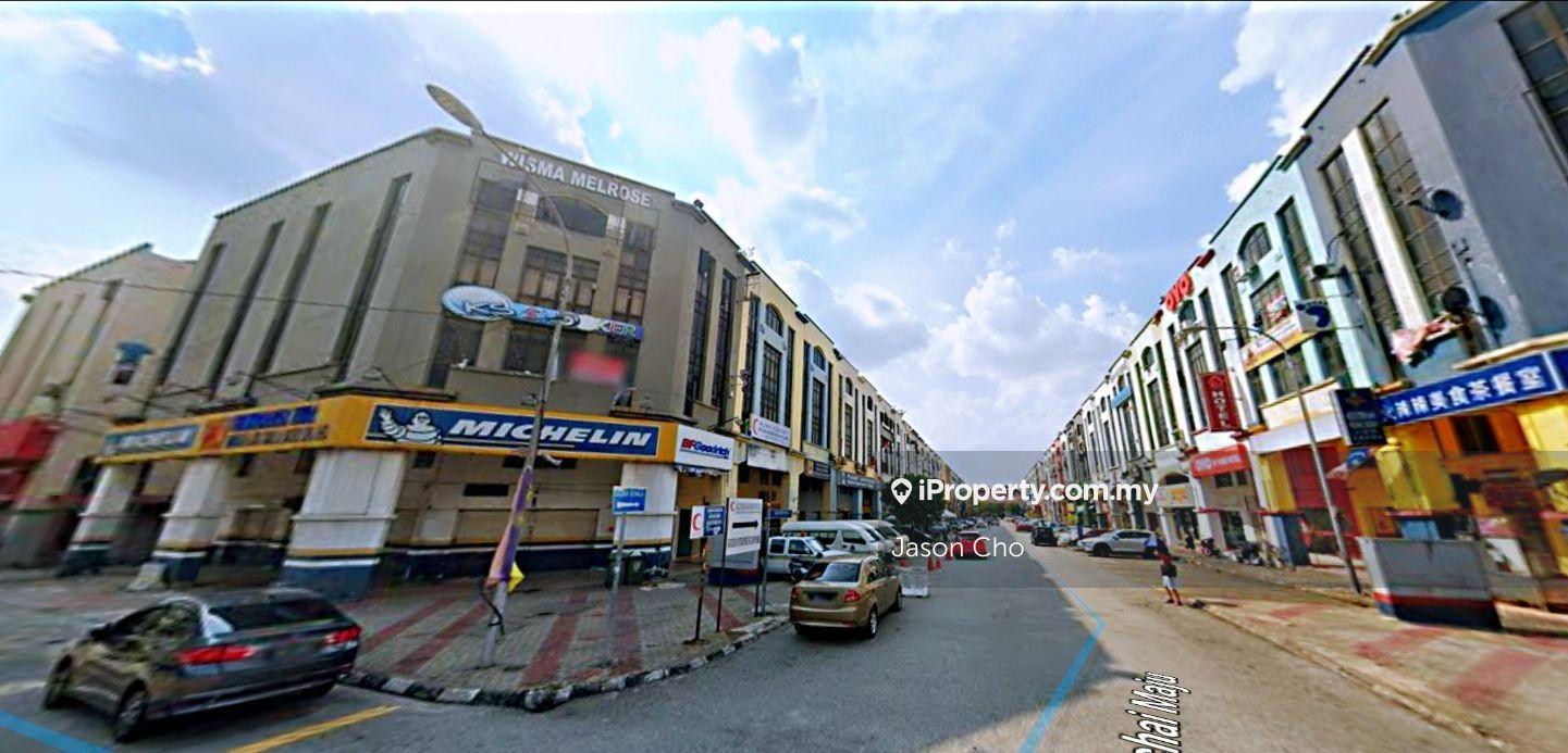 Exclusive Kuchai Lama Shop for Sale