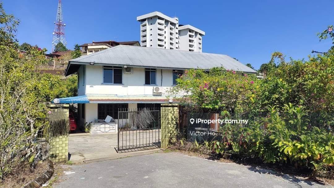 Jalan Batu Lintang Double Storey Detached House For Sale