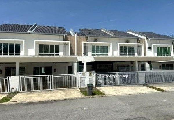 Hijayu 3 (Fellona ), 22x80sf, Below Market, Bare unit, Good condition