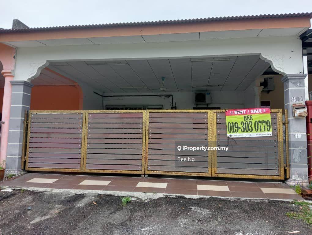 Tmn Cempaka 2 ,freehold fully renovated single storey house for sale