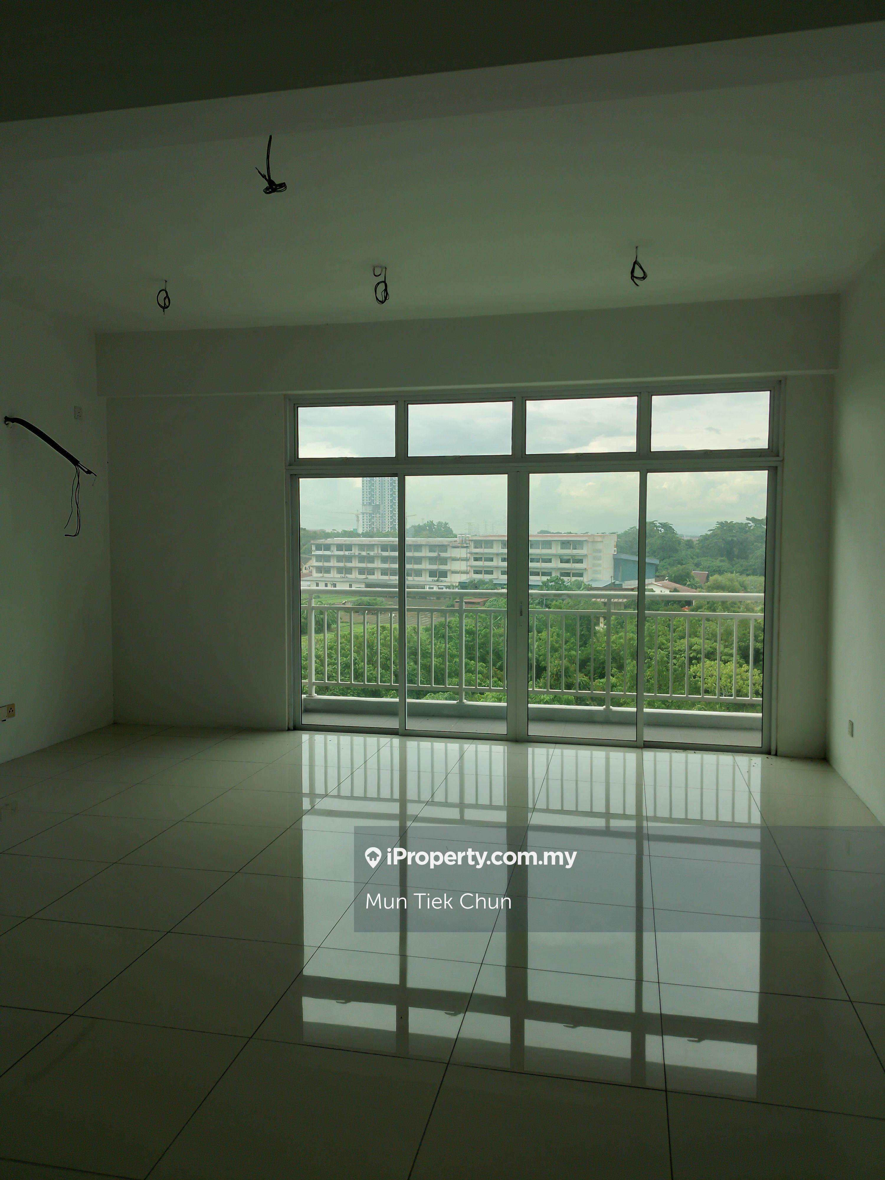 Condominium corner unit and 2 entrance door