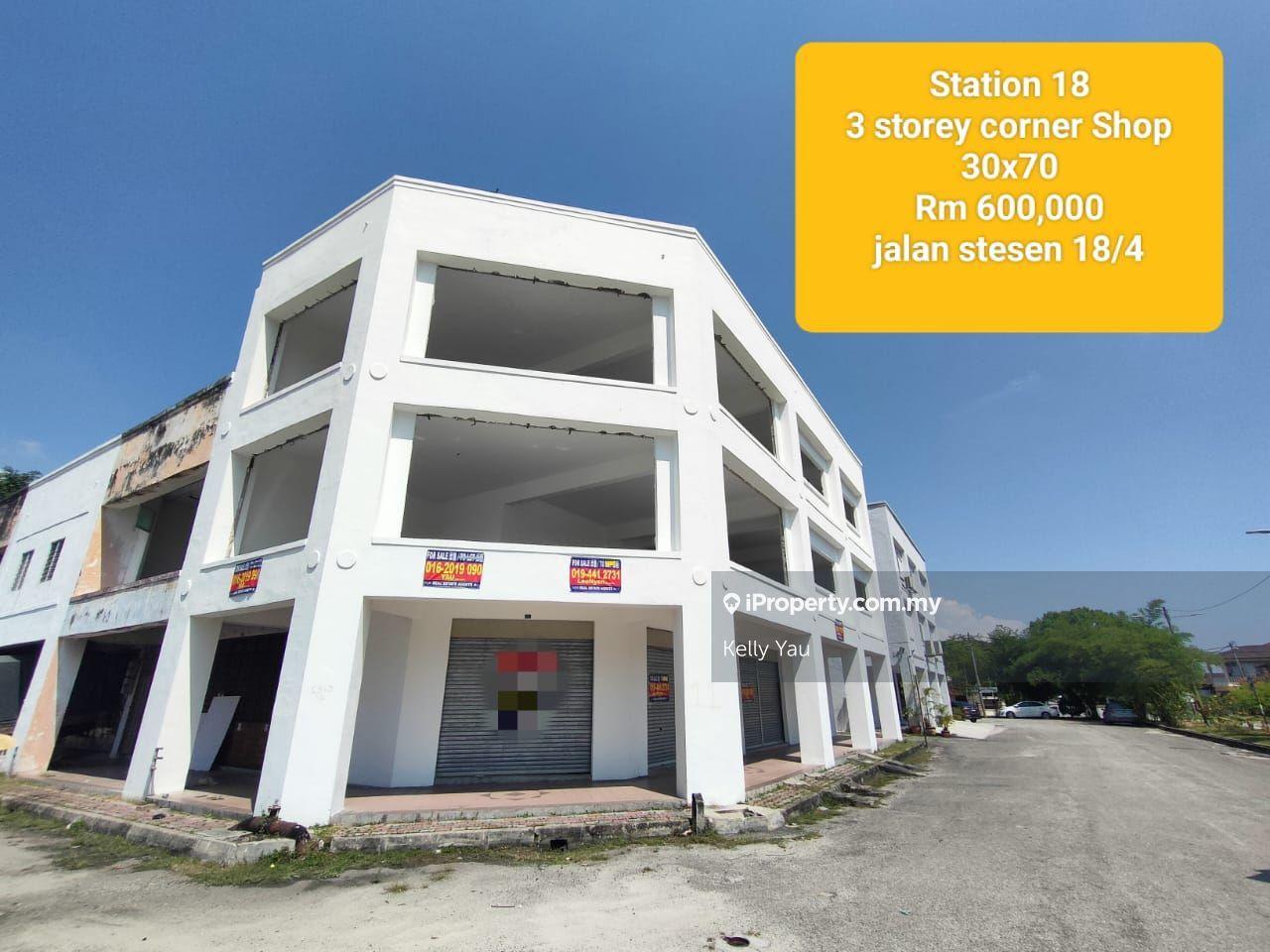 Station 18 - 3 Storey Corner Shop Promotion 