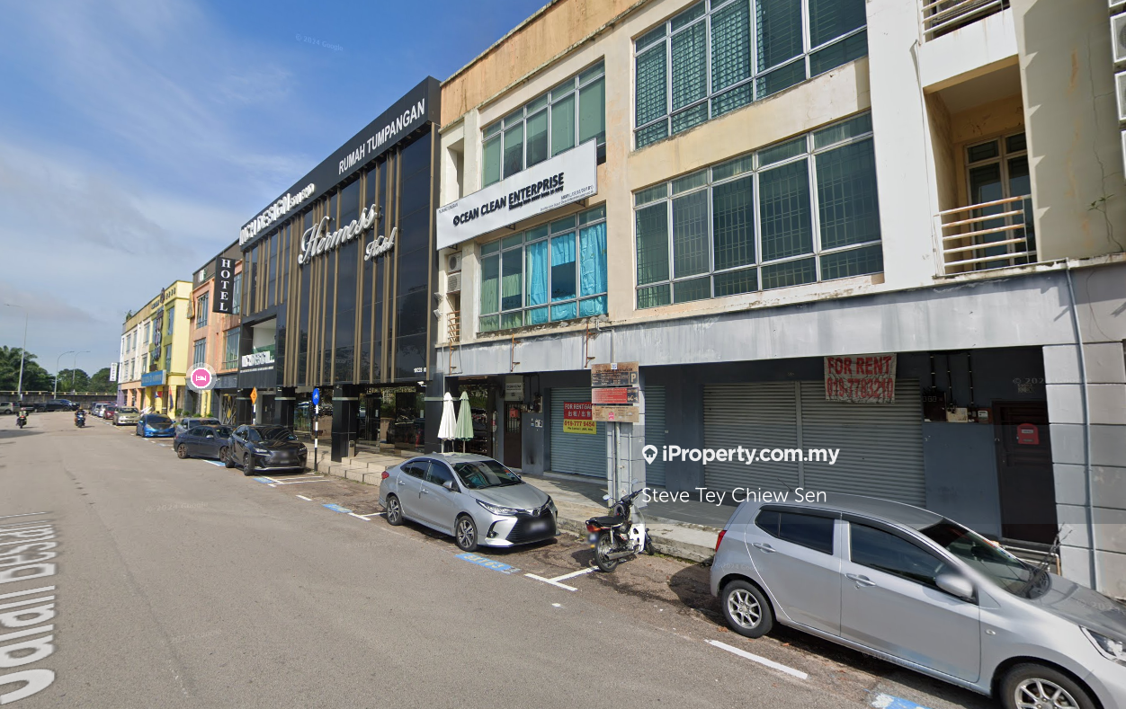 Nusa Bestari 3 storey shoplot for sales