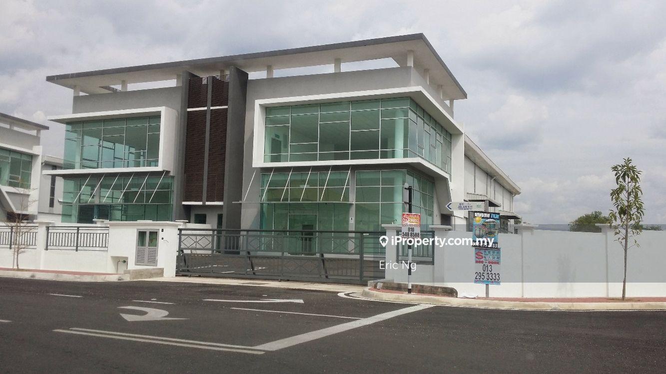 Semi D Factory Kawasan Perusahaan Bukit Angkat, Cheras Jaya Balakong 