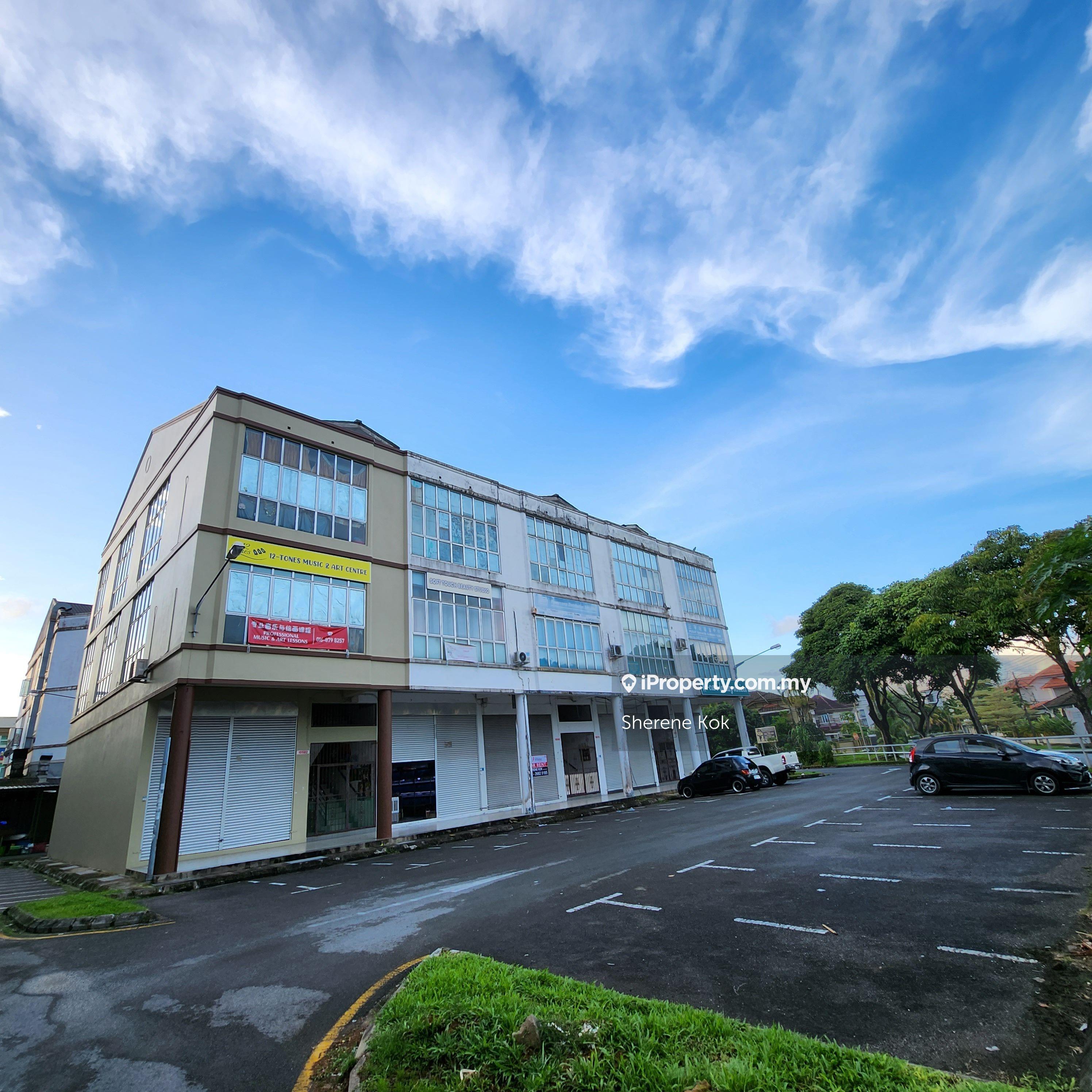 3 Storey Shop Jalan Song Behind Upwell Supermarket Facing Residential