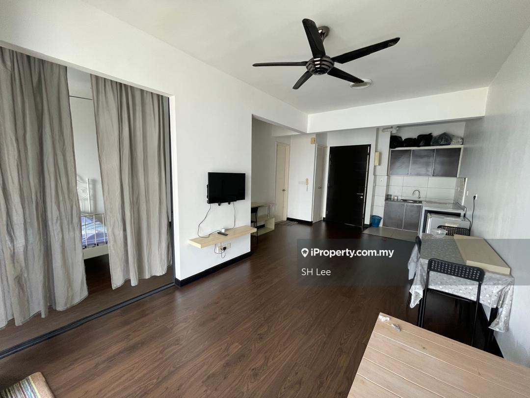 Wellesley Studio For Sales