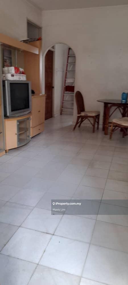 Tanjung Tokong, Walk up 1st floor Flat for sale, reno,near wet Market