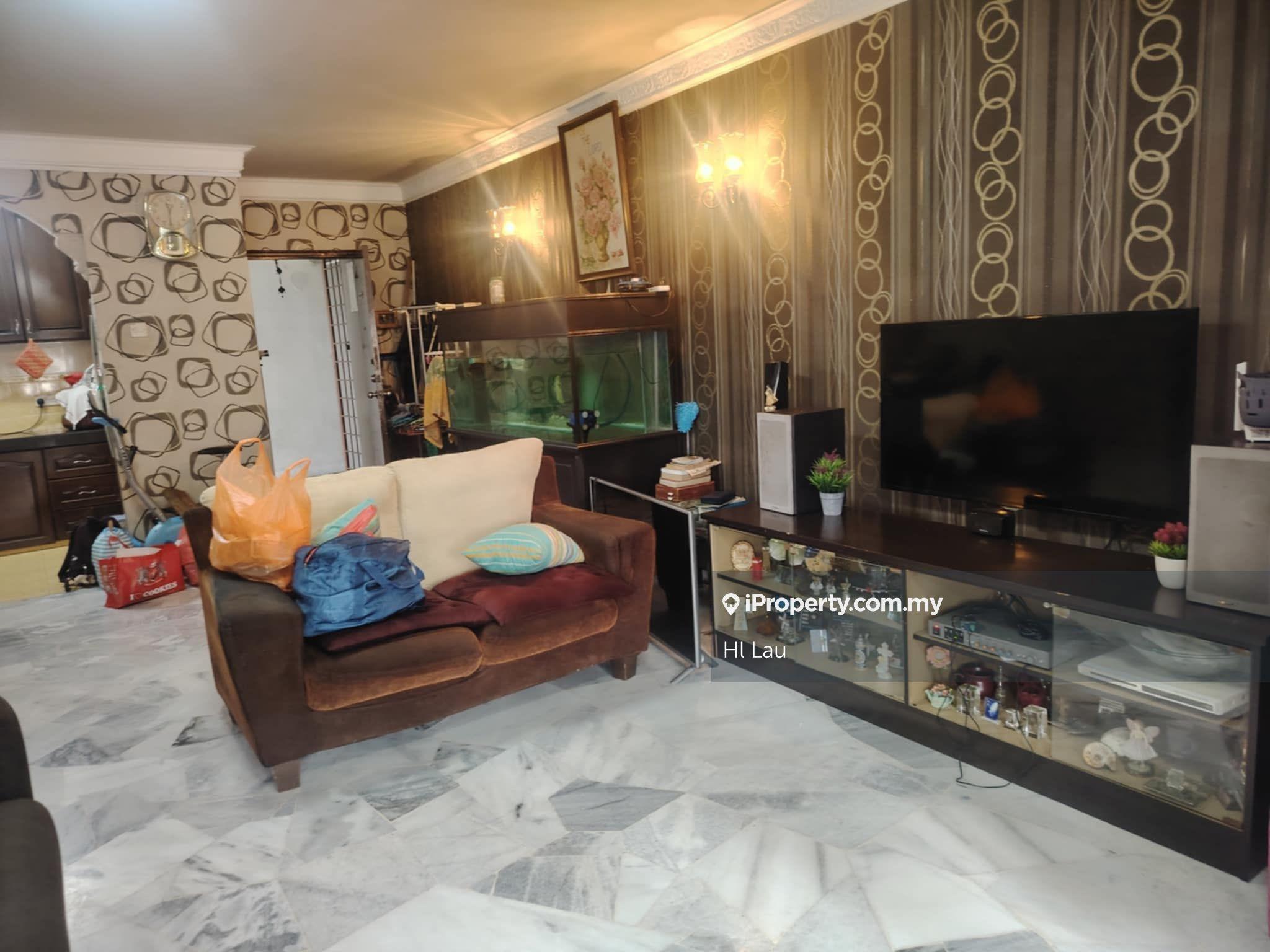Near amenities, Easy access H'way, Short distance to LRT & KTM Station