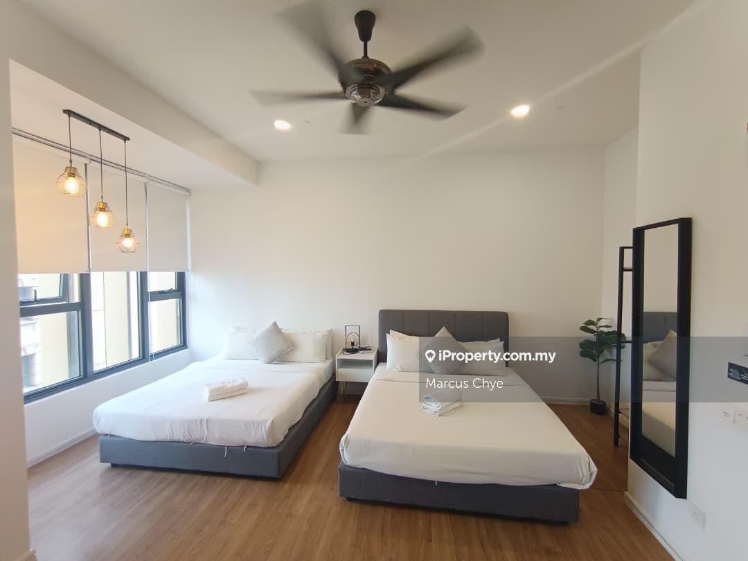 Fully Furnished Ceylonz Suite Studio for Sale