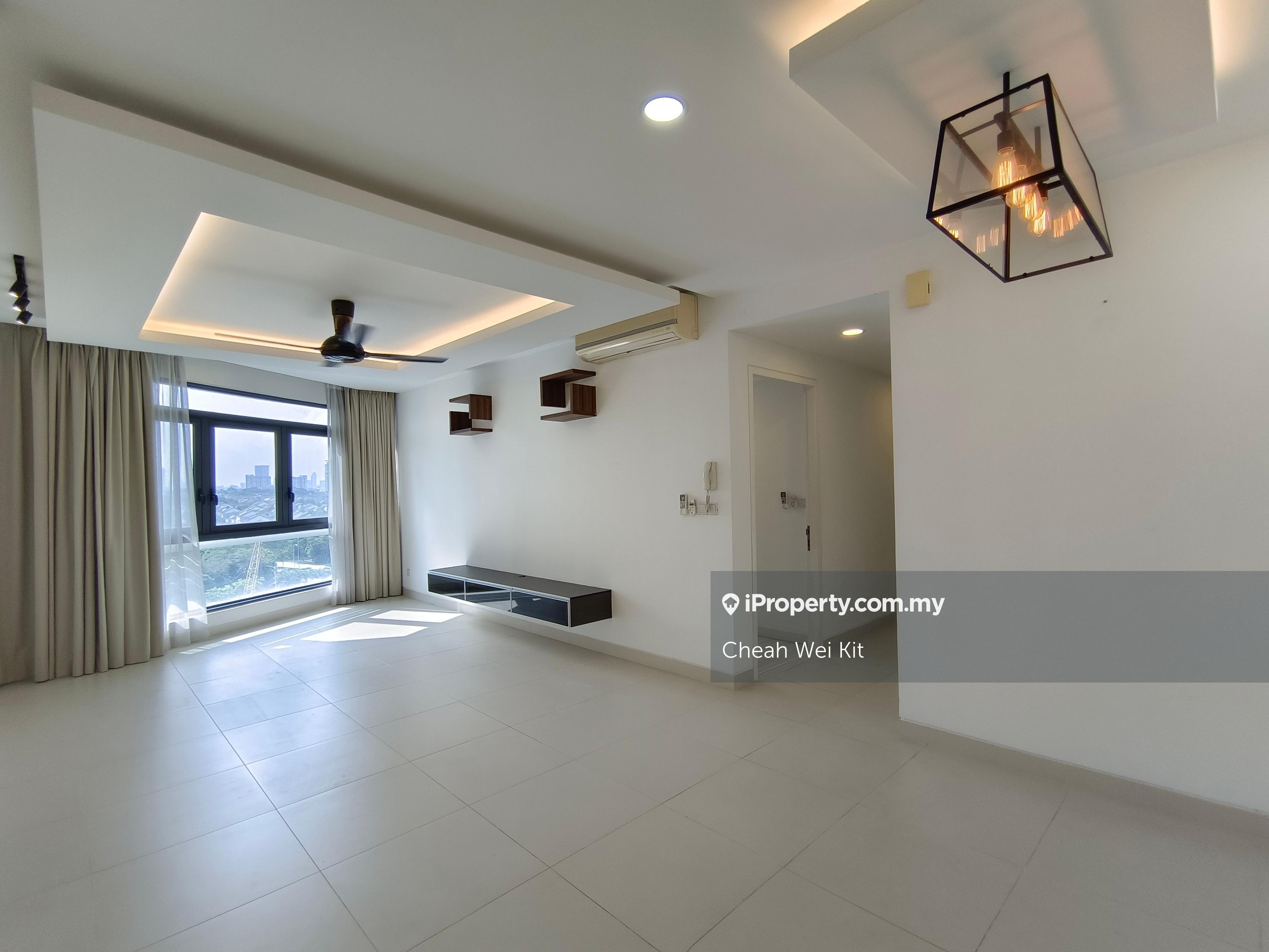 Aragreens Residences - Approx. 2,000 sqft - Partially Furni - Freehold
