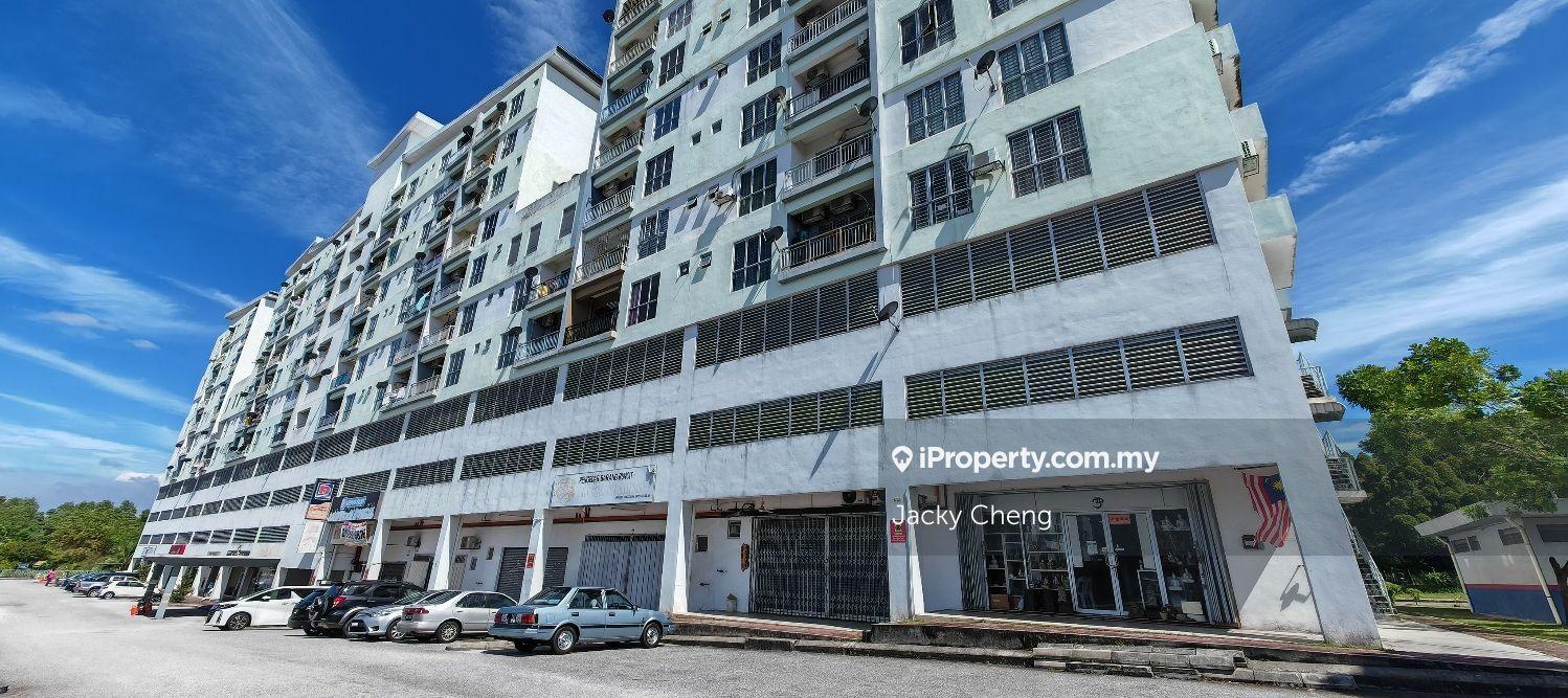 Suria Court, Freehold, Ground Floor Shop For Sale.