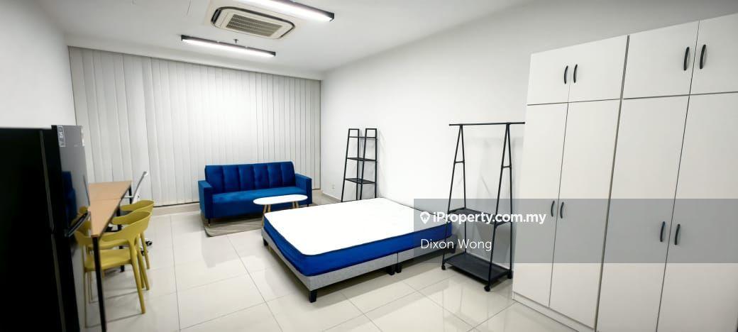 Fully furnished pinnacle petaling jaya studio